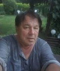 Robert 68 ans Berlin Allemagne