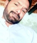Imran 37 лет Sargodha Pakistan