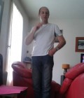 Yann 54 лет Lannion Франция