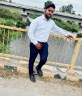 Zakir 26 лет Uttar Pradesh  Индия