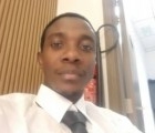 Ahmed 31 лет Dubai  ОАЭ