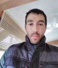 Damien 39 ans Mauzens Et Miremont France