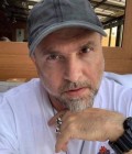 James 60 ans Kazan  Russie