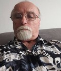 Patrick 61 лет Conches  Франция