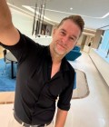 Wiliam 49 ans Palm Jumeirah Emirats arabes unis