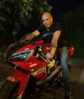 Ismaël  46 ans Huningue  France