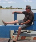 Alain 77 ans Uccle Belgique