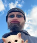 Tony 27 ans Niort France