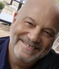 Alan  65 лет Albon Франция