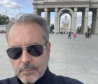 Chris 44 ans Paris France