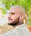 Khizi 23 лет Karachi Pakistan