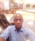 Kojo 51 ans London  Royaume-Uni