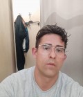 Oscar 43 ans Barcelona Espagne