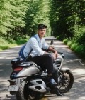 Yogesh 22 лет Rourkela Индия
