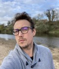 Ludo 53 лет Creuzier Le Neuf Франция