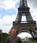 Michael 66 ans Engineer Canada