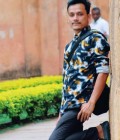 Misbha 33 лет Imphal Индия