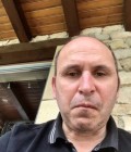 Arnaud 52 ans St Geniez D Olt Belgique