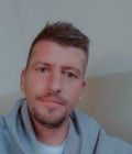 Kevin 37 ans  France
