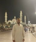 Sajid 36 лет Islamabad Pakistan