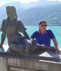 Adam 54 лет Neuchatel Швейцария