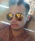 อาทร 34 ans Surat Thani Royaume-Uni