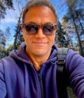Jean-Pierre 59 ans Stockholm Suède