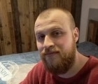 Quentin 28 ans Frameries  Belgique