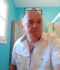 Alain 64 лет Bais Франция