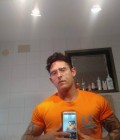 Oscar 43 ans Barcelona Espagne