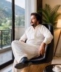 Ahmad 31 лет Lhr Pakistan