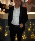 Philippe 59 лет Grenoble Франция