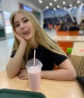 Valéria 25 ans Svetogorsk Russie