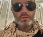 Cyrille 44 ans Courbevoie France