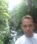 Jacky 51 лет Bollezeele Франция