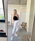 Anna 45 ans Sumy Ukraine