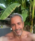 Chris 44 ans Paris France