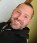 Julien 45 лет Morteau Франция