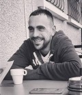 Nicolas 32 лет Charron Франция
