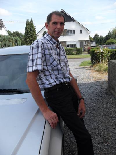 Michel 67 ans Andenne Belgique