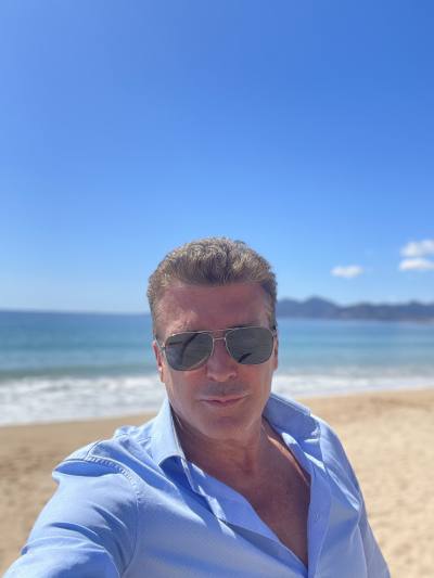 Thierry 57 ans Cannes France