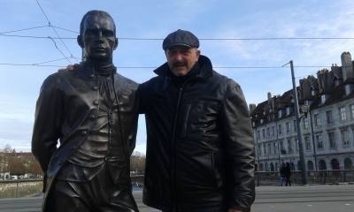 Ricci 55 лет Besançon Франция