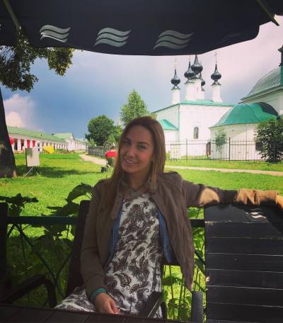 Anna 44 ans Киев Ukraine