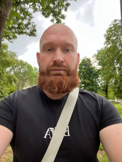 Богдан 35 ans Merseburg  Allemagne