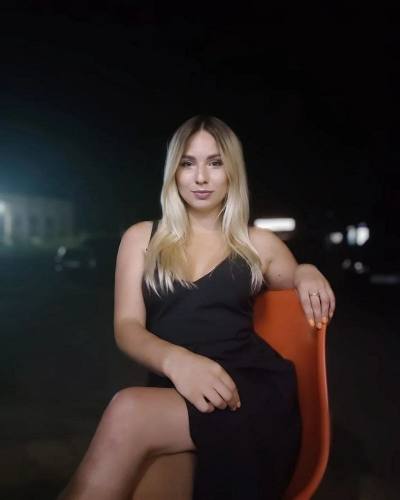Карина 25 ans Poltava Ukraine