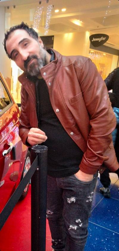 Adel adil 50 ans Setif Algérie