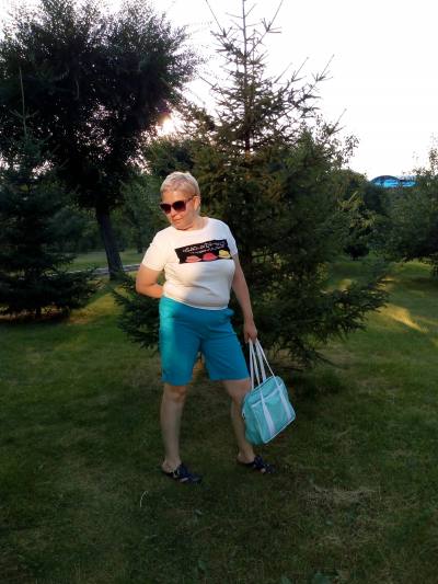 Алена 54 ans Красноярск Russie