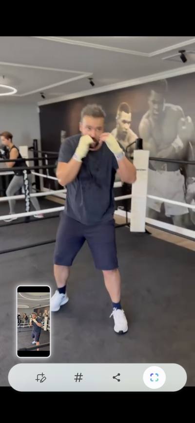 Pierre 36 лет Toulouse Франция