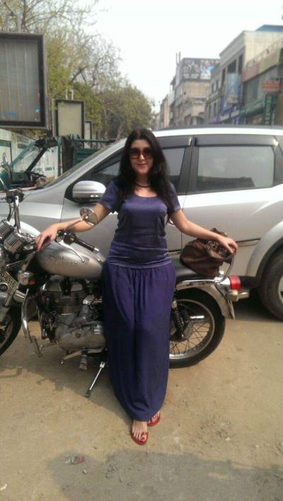 Munira 47 ans Almaty Kazakhstan