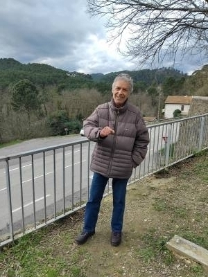 Jean-Marc 51 лет Branoux Les Taillades  Франция